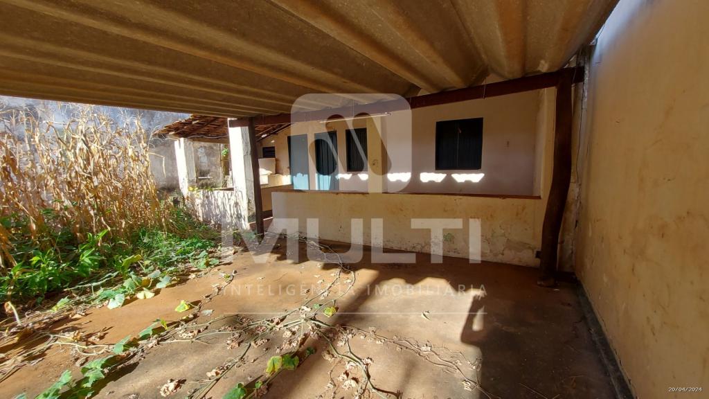 Terreno à venda com 1 quarto, 169m² - Foto 3