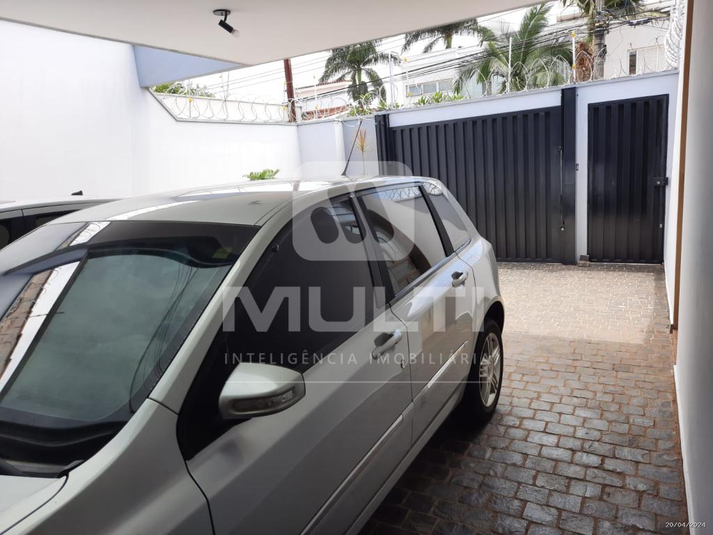 Casa à venda com 3 quartos, 210m² - Foto 11