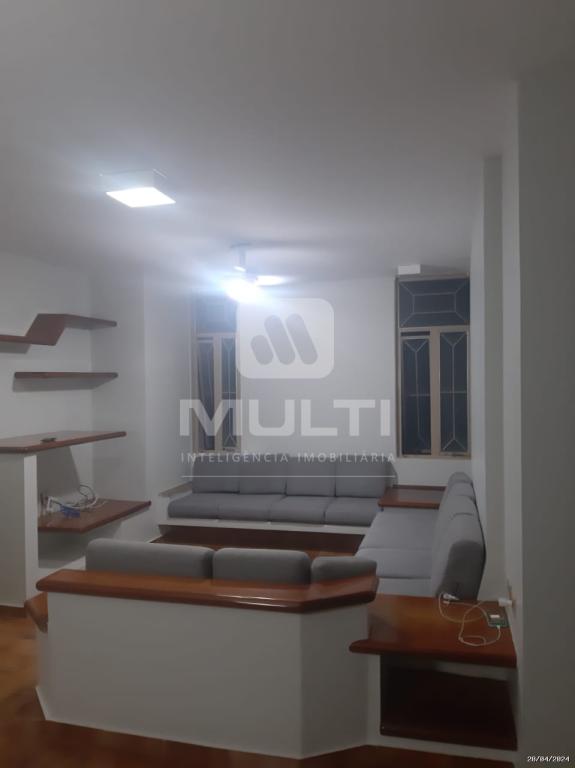 Casa à venda com 3 quartos, 210m² - Foto 14