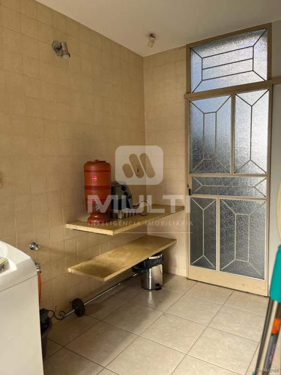 Casa à venda com 3 quartos, 210m² - Foto 19