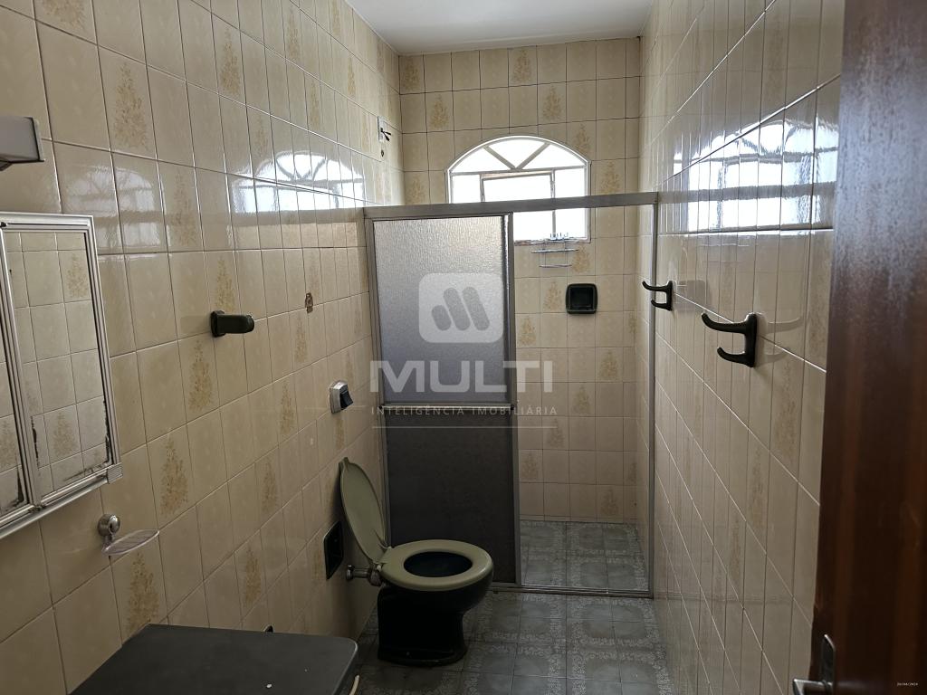 Casa à venda com 3 quartos, 202m² - Foto 6