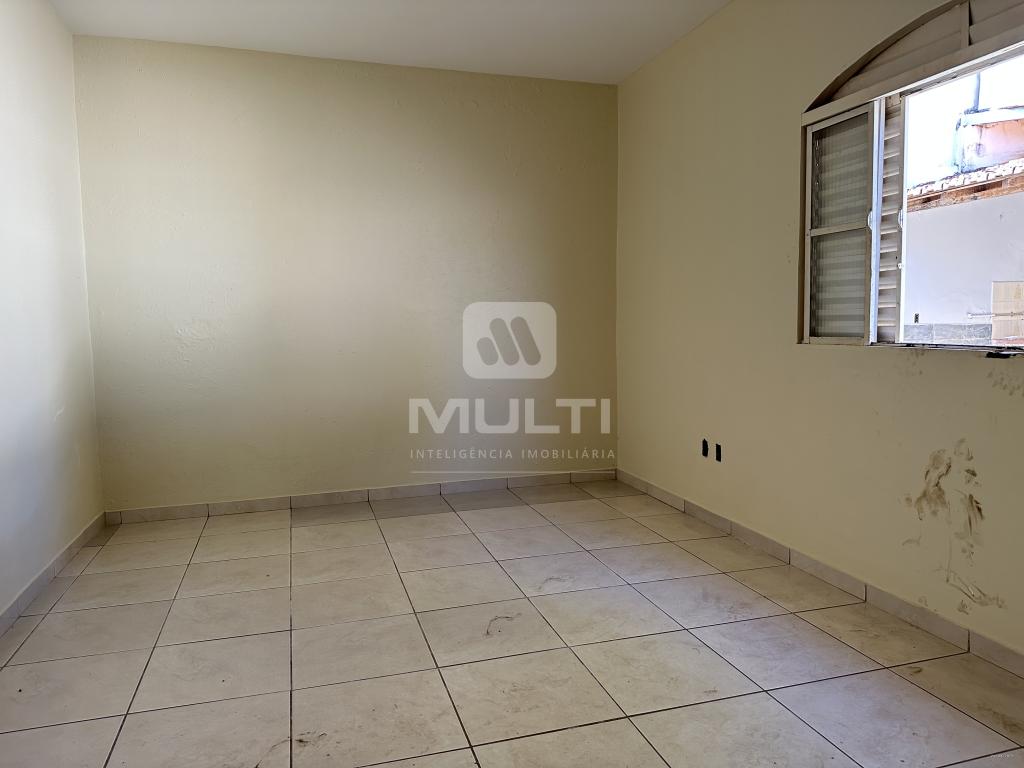 Casa à venda com 3 quartos, 202m² - Foto 12
