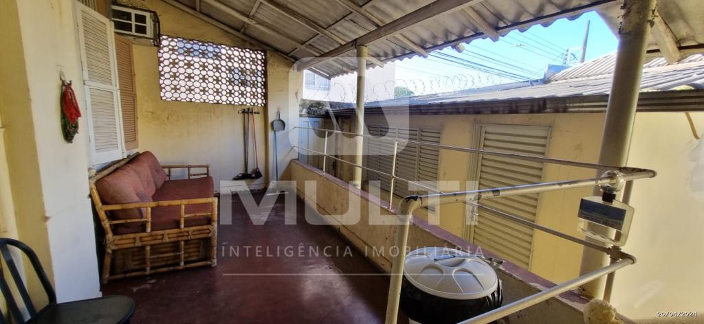 Casa à venda com 3 quartos, 177m² - Foto 11