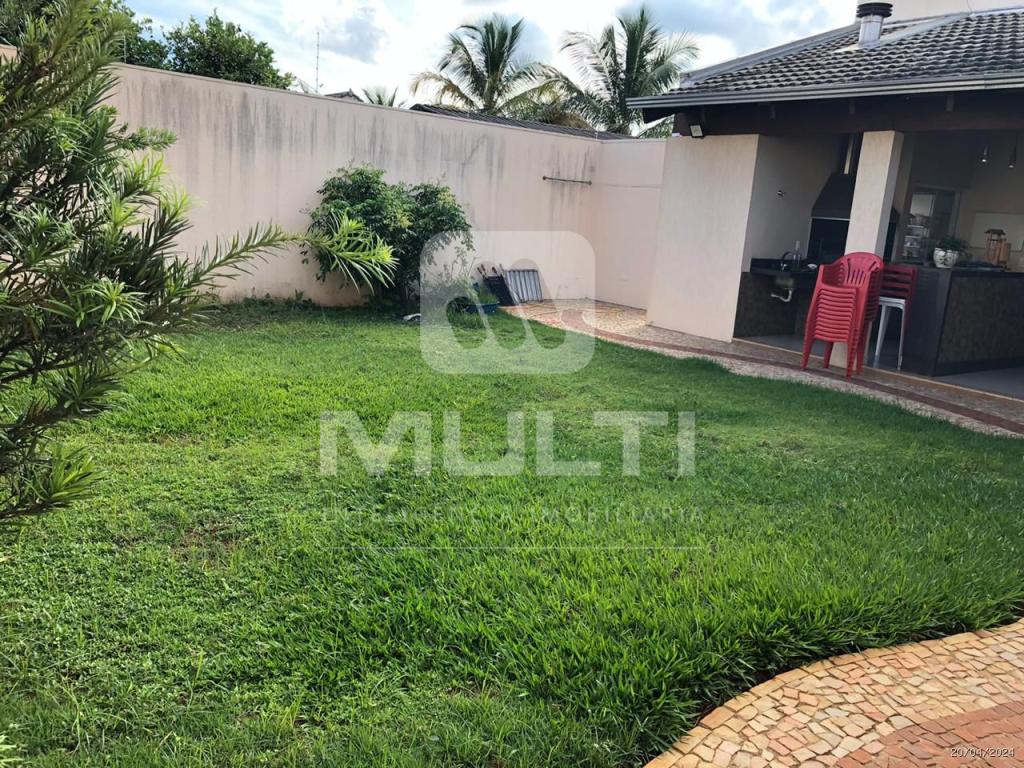Casa à venda com 3 quartos, 266m² - Foto 7