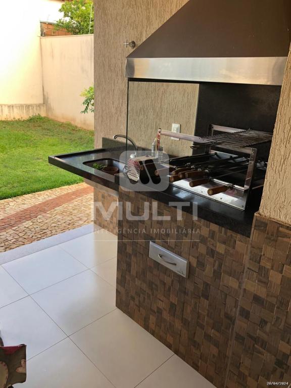 Casa à venda com 3 quartos, 266m² - Foto 11