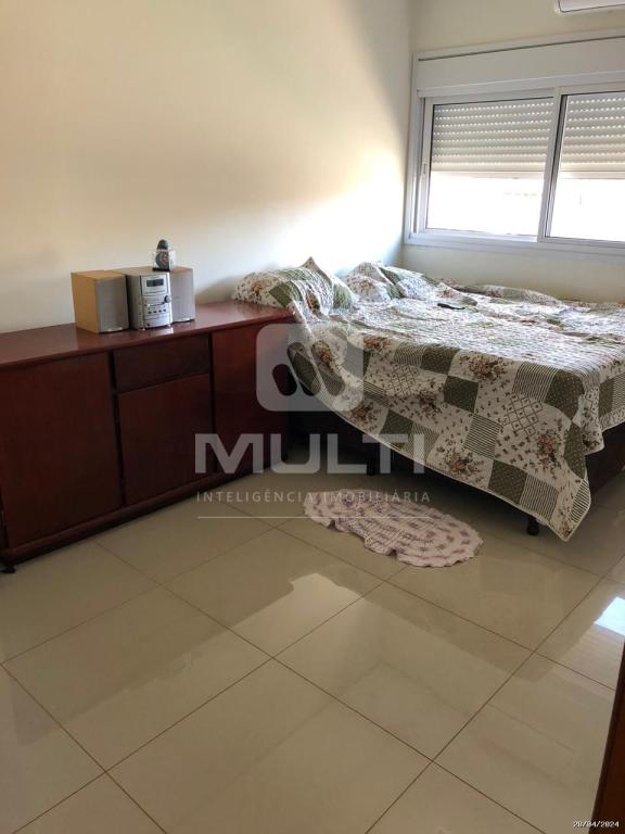 Casa à venda com 3 quartos, 266m² - Foto 29