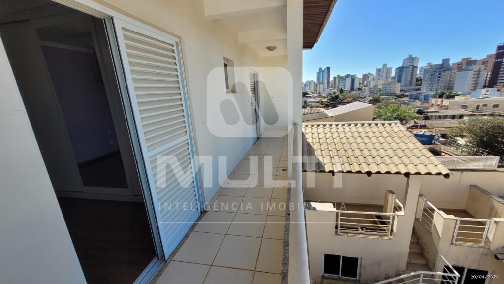 Casa, 4 quartos, 300 m² - Foto 22