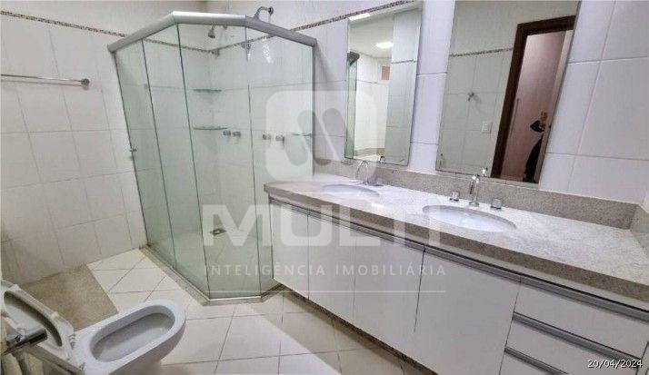 Casa, 4 quartos, 253 m² - Foto 3