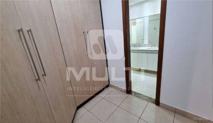 Casa, 4 quartos, 253 m² - Foto 21