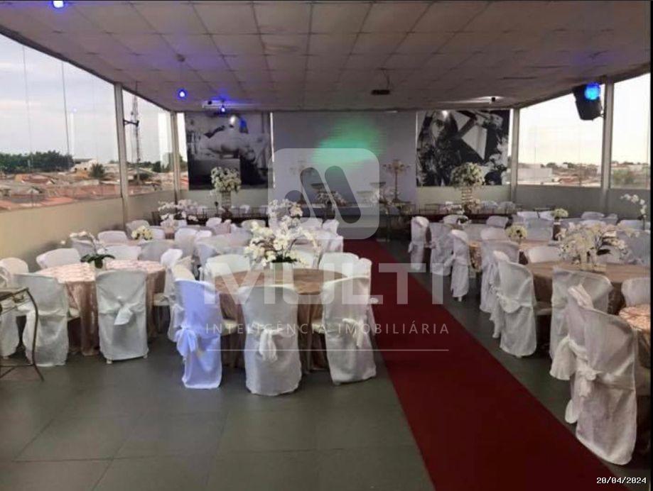 Prédio Inteiro à venda com 2 quartos, 750m² - Foto 5