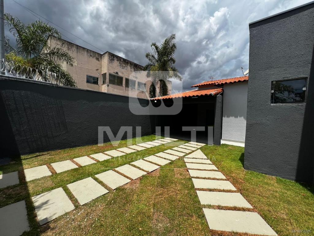 Casa à venda com 3 quartos, 180m² - Foto 17