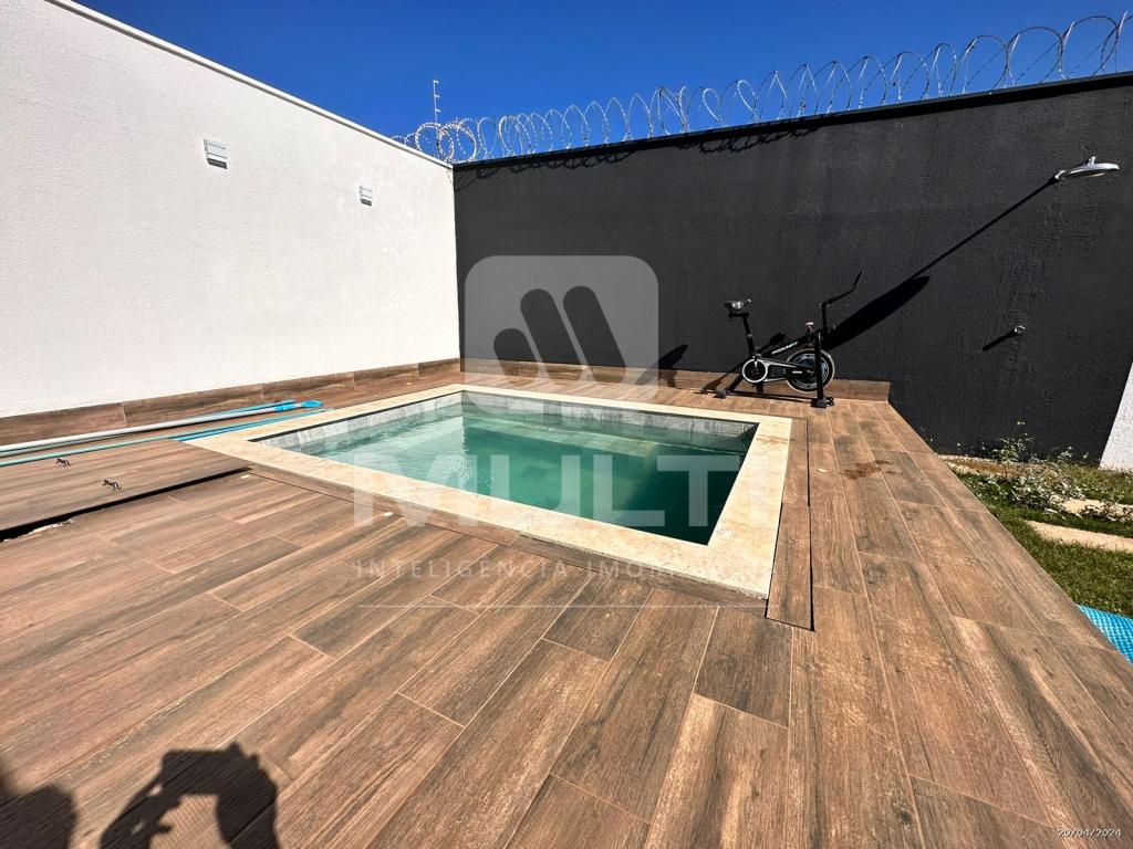 Casa à venda com 3 quartos, 175m² - Foto 1