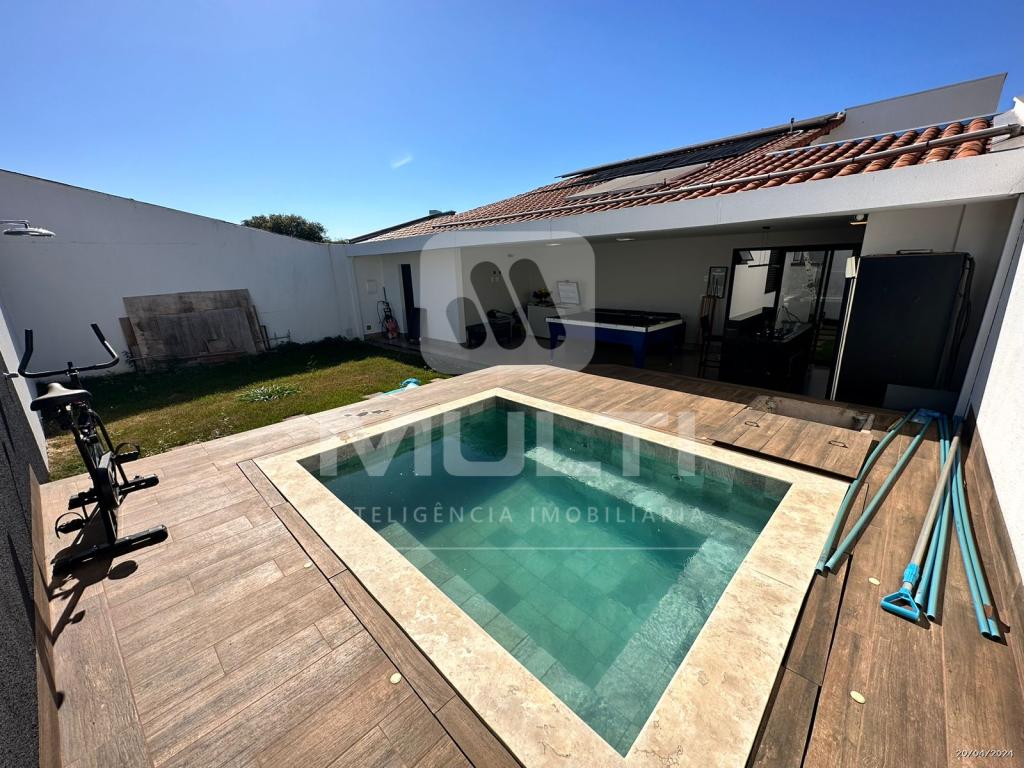 Casa à venda com 3 quartos, 175m² - Foto 8