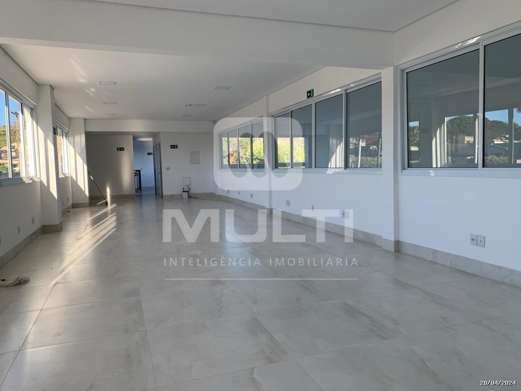 Prédio Inteiro à venda com 1 quarto, 535m² - Foto 9