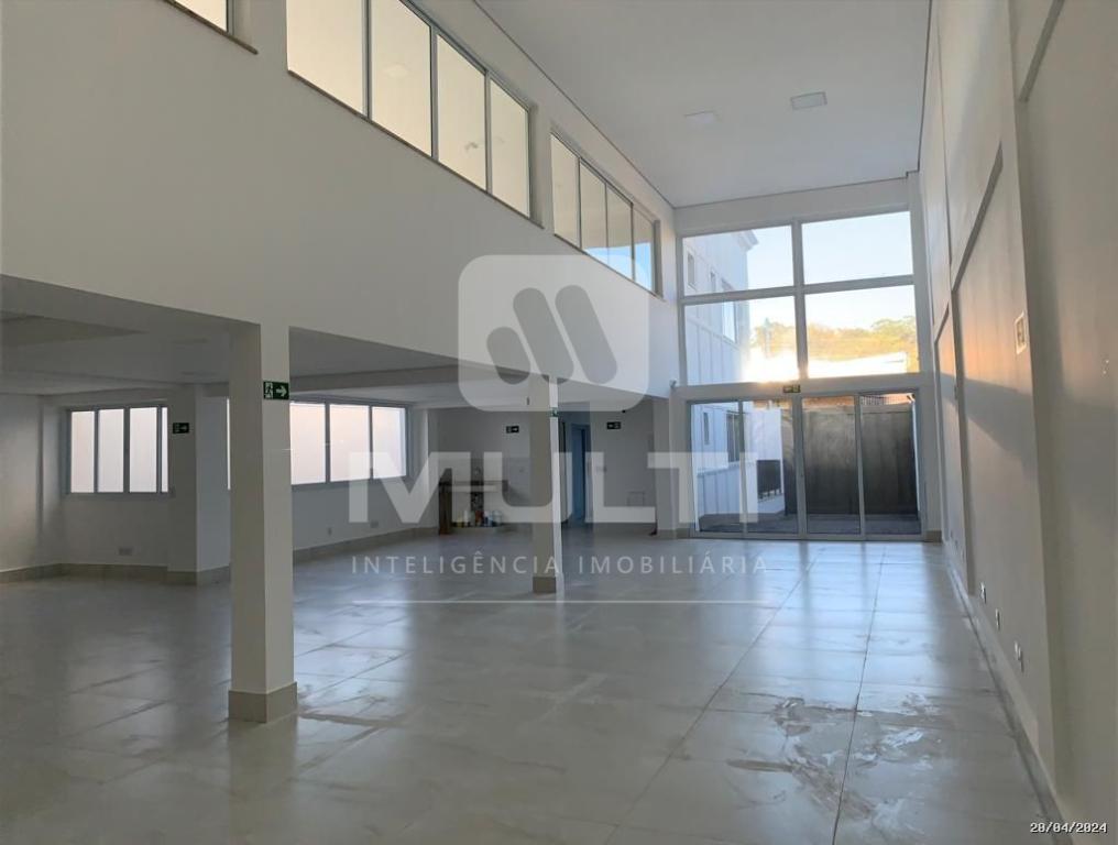 Prédio Inteiro à venda com 1 quarto, 535m² - Foto 13