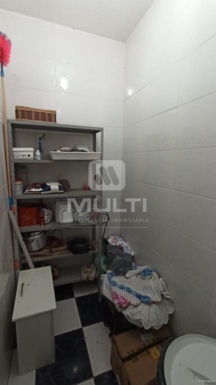 Casa à venda com 4 quartos, 300m² - Foto 11
