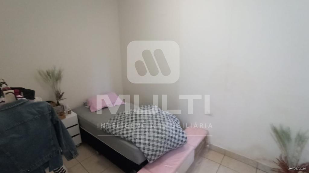 Casa à venda com 4 quartos, 300m² - Foto 19