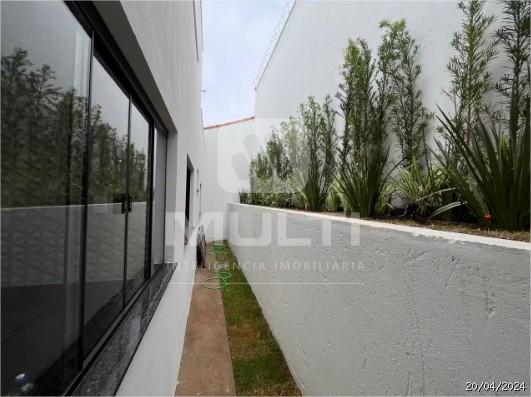Casa à venda com 3 quartos, 110m² - Foto 9