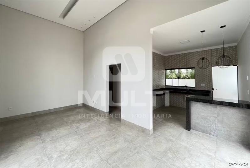 Casa à venda com 3 quartos, 110m² - Foto 11