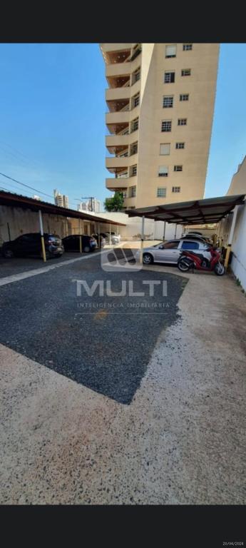 Terreno à venda com 1 quarto, 47502m² - Foto 1