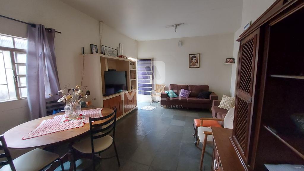 Casa, 2 quartos, 454 m² - Foto 1