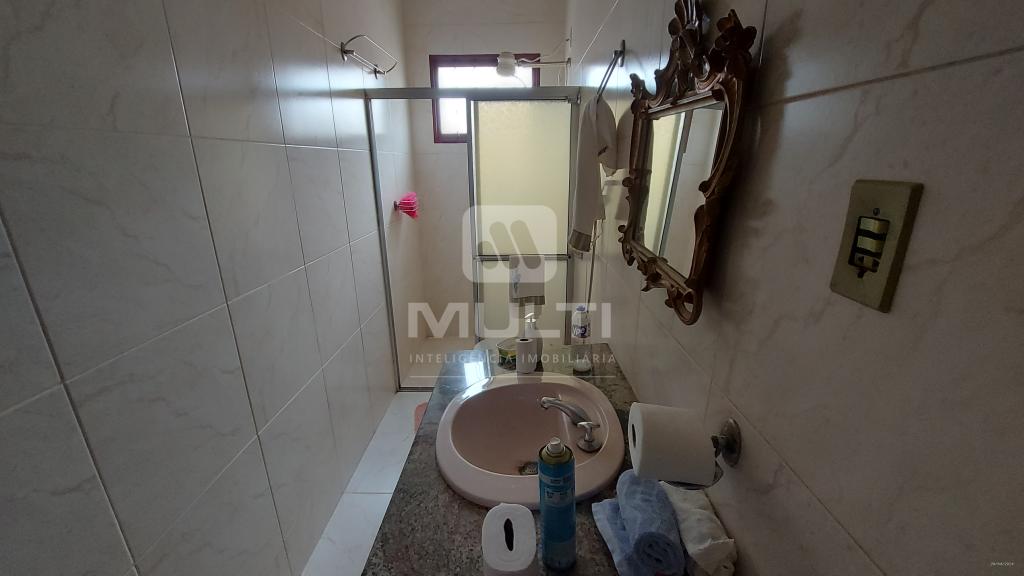 Casa, 5 quartos, 323 m² - Foto 11