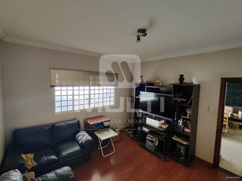 Casa, 5 quartos, 234 m² - Foto 3