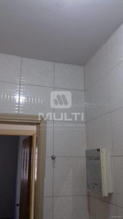 Casa à venda com 2 quartos, 53m² - Foto 12
