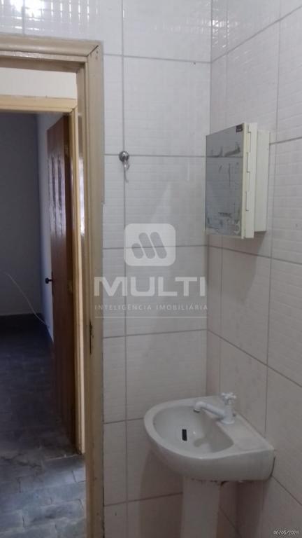 Casa à venda com 2 quartos, 53m² - Foto 15