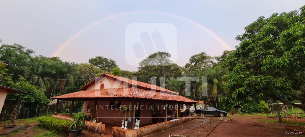 Chácara à venda com 2 quartos, 300m² - Foto 3