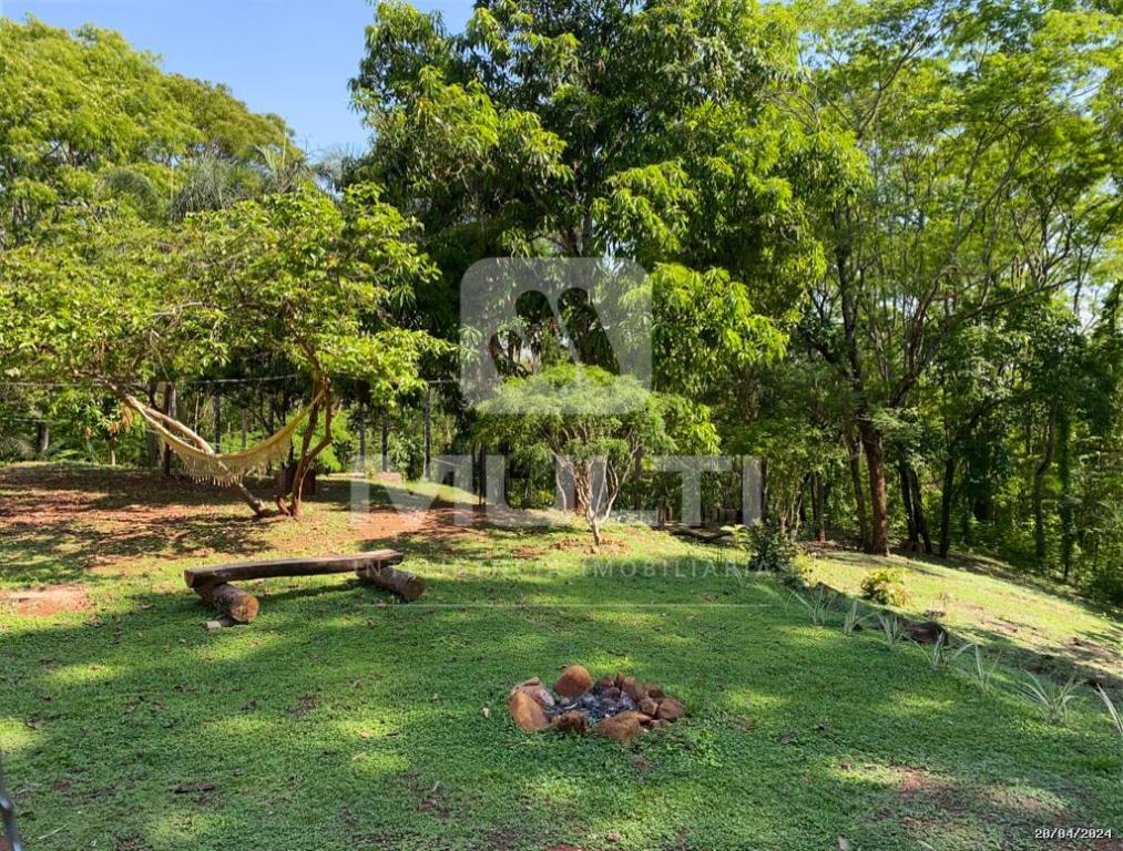 Chácara à venda com 2 quartos, 300m² - Foto 17