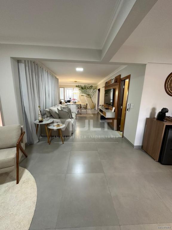 Apartamento, 3 quartos, 142 m² - Foto 1