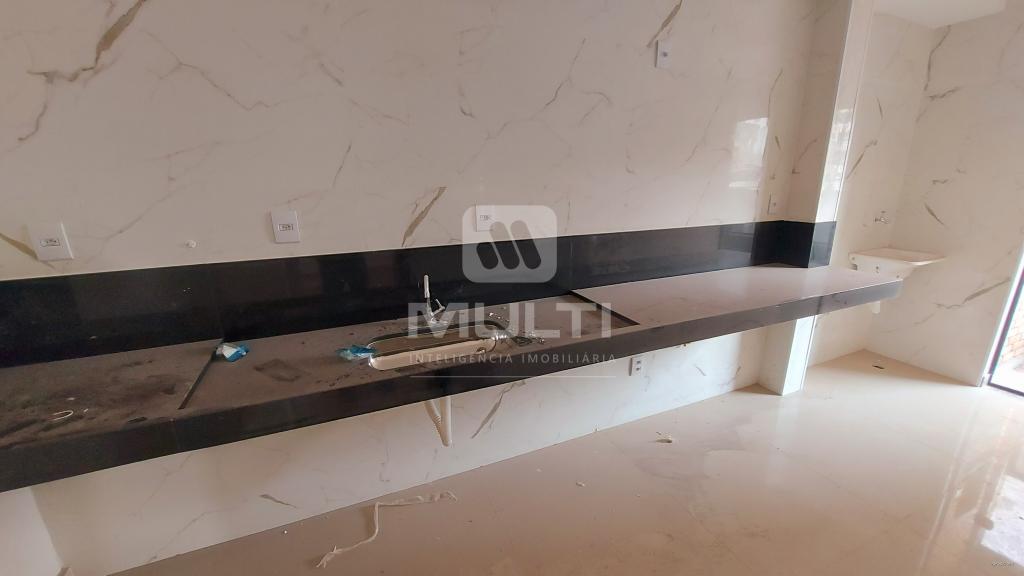 Apartamento à venda com 3 quartos, 80m² - Foto 2