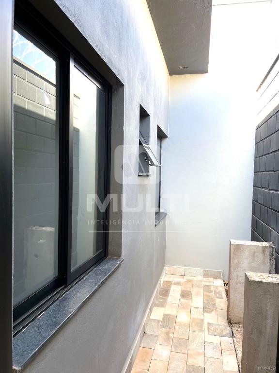 Casa à venda com 3 quartos, 110m² - Foto 26