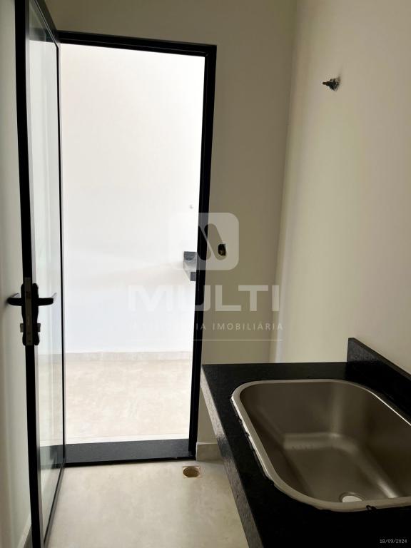 Casa à venda com 3 quartos, 110m² - Foto 30