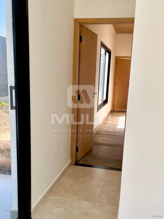 Casa à venda com 3 quartos, 110m² - Foto 37