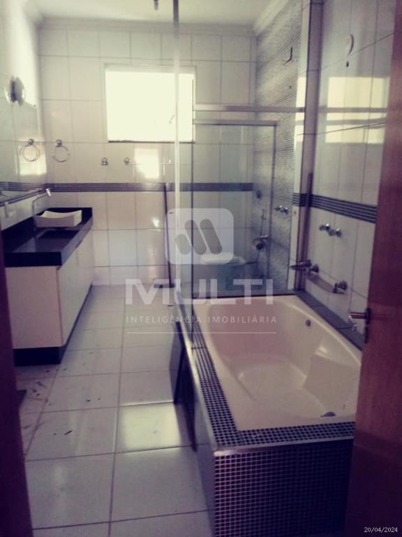 Casa à venda com 3 quartos, 160m² - Foto 7