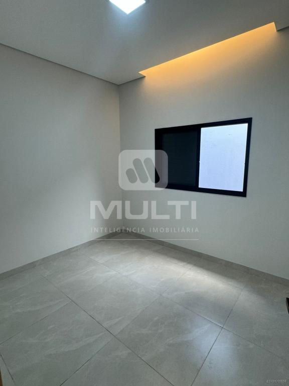 Casa à venda com 3 quartos, 142m² - Foto 6