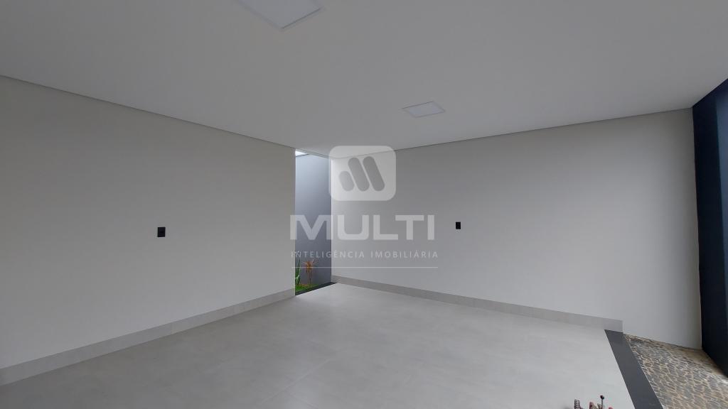 Casa à venda com 3 quartos, 175m² - Foto 2