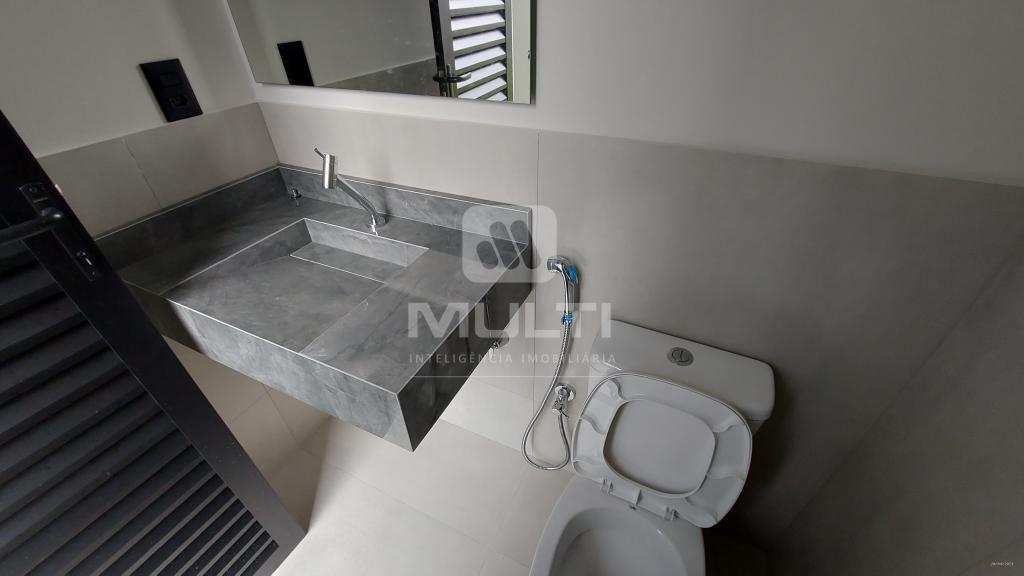 Casa à venda com 3 quartos, 175m² - Foto 4