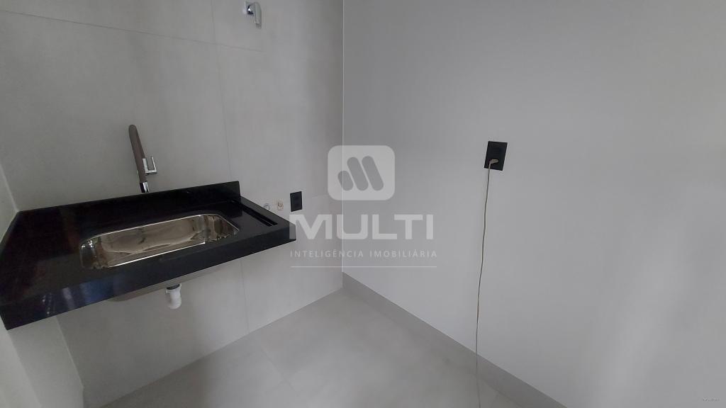 Casa à venda com 3 quartos, 175m² - Foto 5