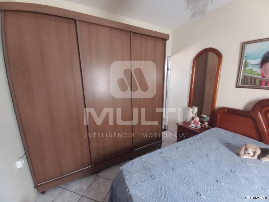 Casa à venda com 3 quartos, 293m² - Foto 5