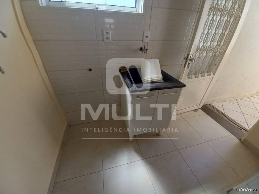 Casa à venda com 3 quartos, 293m² - Foto 11
