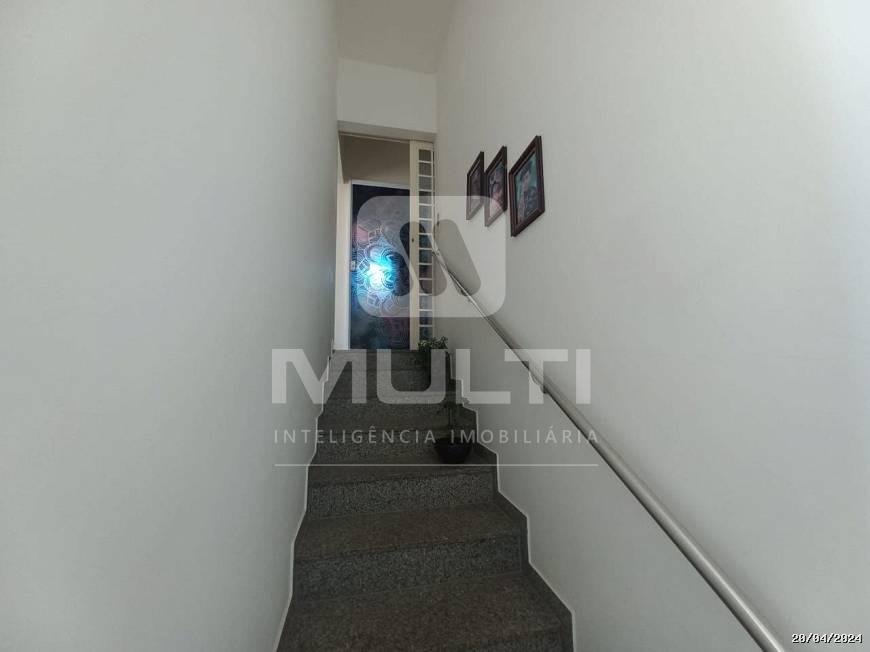 Casa à venda com 3 quartos, 293m² - Foto 19