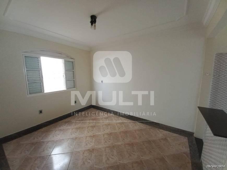 Casa à venda com 3 quartos, 293m² - Foto 22