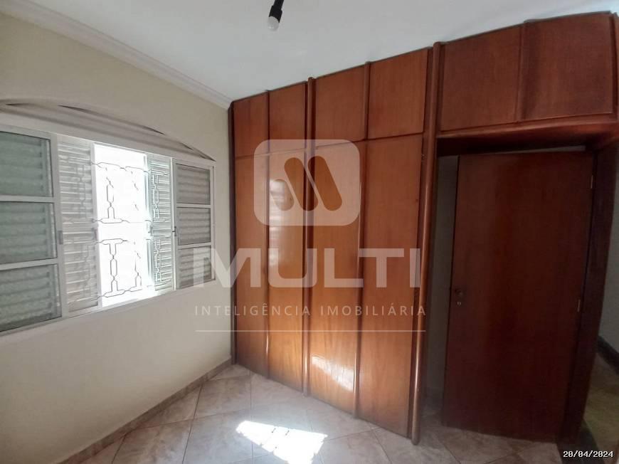 Casa à venda com 3 quartos, 293m² - Foto 24