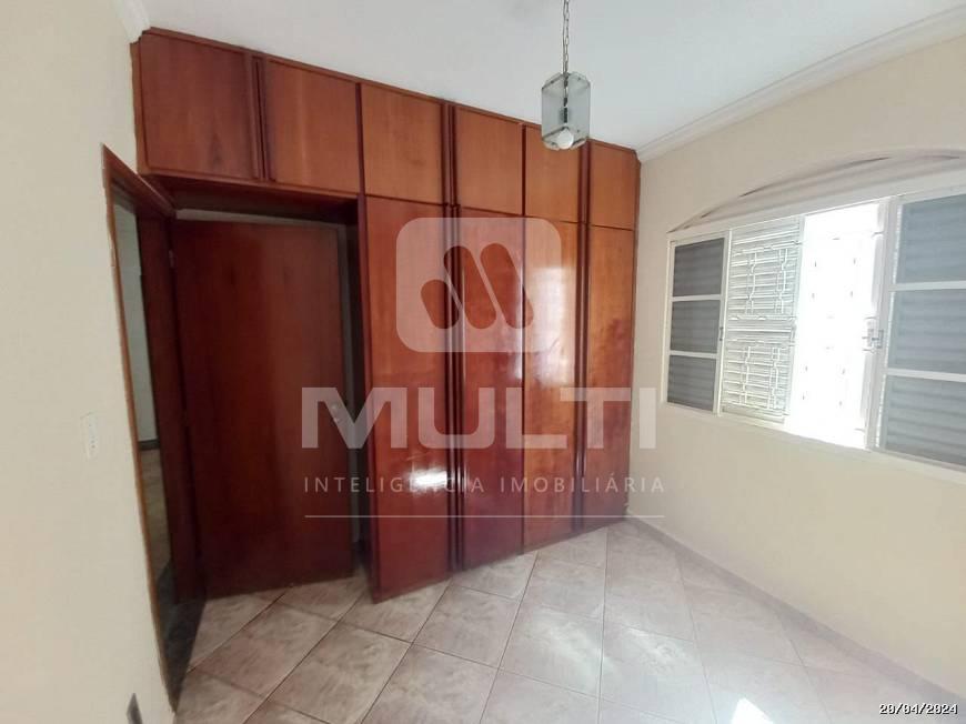 Casa à venda com 3 quartos, 293m² - Foto 25