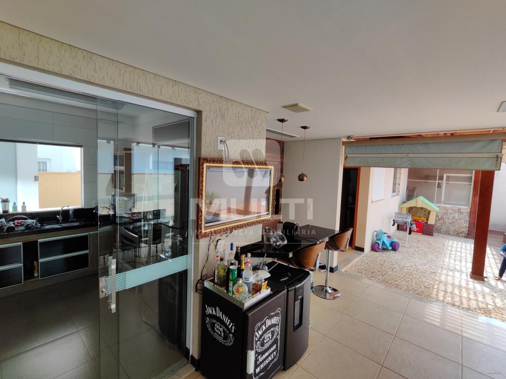 Casa de Condomínio à venda com 3 quartos, 253m² - Foto 19