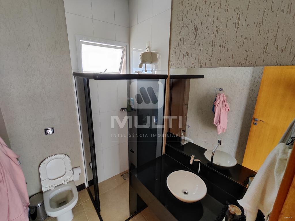 Casa de Condomínio à venda com 3 quartos, 253m² - Foto 20