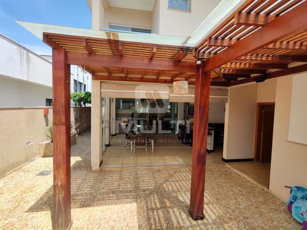 Casa de Condomínio à venda com 3 quartos, 253m² - Foto 22
